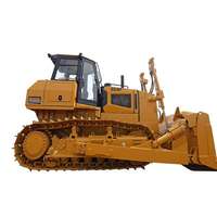 Bulldozer chenillé chinois 311 kW 824F avec lame semi-U standard et ripper à un ou trois dents en option