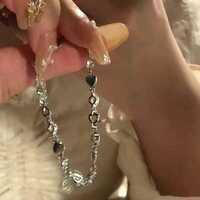 Vendita calda di tendenza Vintage bracciali a catena di moda per ragazze fatti a mano con perle d'acqua dolce e oro strass in pelle Vintag - Product Image 1