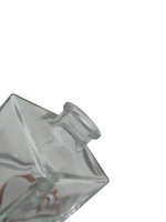 Nouvelle annonce : Décoration de salle de bain – Diffuseur de parfum d'ambiance 100 ml avec bâtonnets, flacon carré en verre