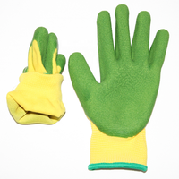 Gants de sécurité pour jeunes SUNCEND personnalisables en gros, haute qualité, 13 jauges, en polyester, avec paume enduite de mousse de latex verte et doublure jaune