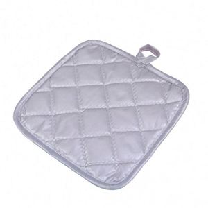 Meilleures serviettes de cuisine en gros à prix abordable, avec logo personnalisé par sublimation, et dessous de plat durables de haute qualité pour la maison et les restaurants - Product Image 1