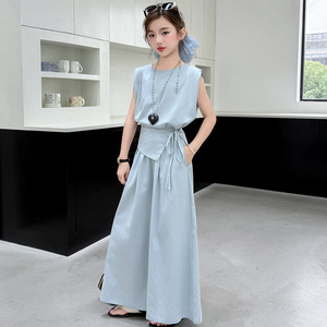 Completo Abbigliamento Bambina Estate 2026: Top Giallo Blu Senza Maniche + Pantaloni a Gamba Larga, Set 2 Pezzi Tinta Unita - Product Image 4