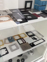 Cadre de commutateur USB en PVC usiné CNC sur mesure avec panneau en verre LED intelligent pour maison connectée, type US/UK, pour appartement