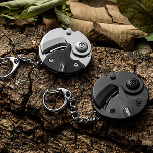 <span class=keywords><strong>7</strong></span> en 1 Mini porte-clés de poche pliant polyvalent couteau à monnaie extérieur avec tournevis - Product Image 6