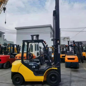 Chariot élévateur diesel d'occasion Komatsu TCM Toyota 2,5/3/4/5/6 tonnes FD25 FD30 FD50 avec déplacement latéral - Excellent état, composants principaux - Product Image 1