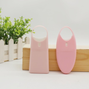Vente en gros de flacons pulvérisateurs <span class=keywords><strong>à</strong></span> crochet <span class=keywords><strong>mousqueton</strong></span> de 15 ml, couleur personnalisée, atomiseur rechargeable pour les voyages, les activités de plein air, les contenants de liquides cosmétiques - Product Image 5
