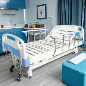 Cama de cuidado de Enfermería Médica ICU de dos funciones Cama de paciente de hospital manual de <span class=keywords><strong>2</strong></span> manivelas para muebles de clínica y hospital - Product Image 2
