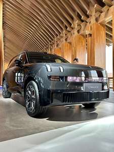 Lynk & Co 900, Diseño <span class=keywords><strong>Familiar</strong></span> Amplio, Modelo 2026, Lynk & Co 900 1.5T Ultra Híbrido Enchufable, SUV Híbrido Enchufable 1.5T, Autonomía Eléctrica Pura - Product Image 3