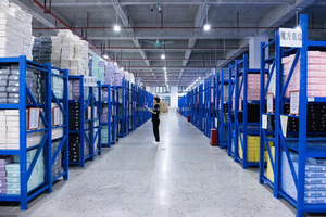 Custodia <span class=keywords><strong>Compatibile</strong></span> <span class=keywords><strong>con</strong></span> Ricarica Wireless per Telefoni Android, <span class=keywords><strong>Cover</strong></span> Anti-caduta <span class=keywords><strong>con</strong></span> Protezione Sicura per <span class=keywords><strong>iPhone</strong></span> 17 16 15 14 13 12 <span class=keywords><strong>11</strong></span> <span class=keywords><strong>Pro</strong></span> Max - Product Image 6