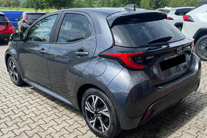 Voitures d'<span class=keywords><strong>occasion</strong></span> de haute performance Toyota <span class=keywords><strong>Yaris</strong></span> Teamplayer 1.5 <span class=keywords><strong>Hybride</strong></span> 2025 prête à être expédiée - Product Image 5