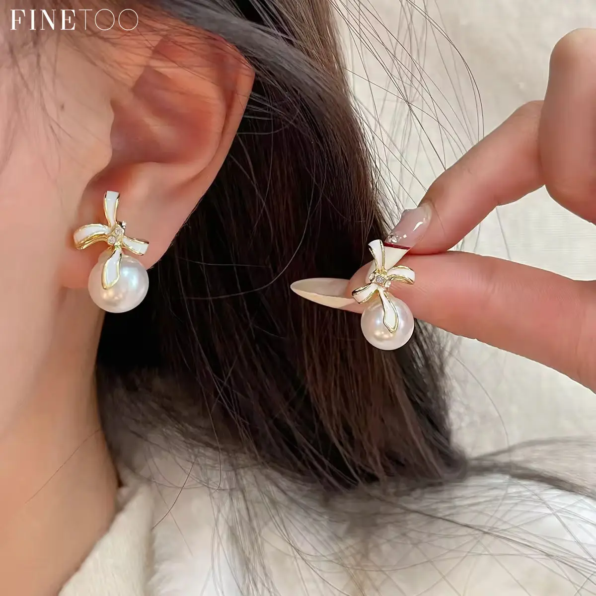 Finetoo Boucles d'oreilles coréennes en or avec perle et cristal, nœud papillon, nouvelles boucles d'oreilles à crochet pour femmes pour cadeau de fête