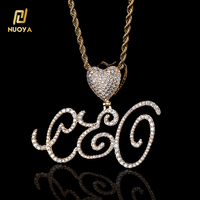 Pendentif personnalisé en forme de cœur serti de diamants CZ, bijoux de luxe NUOYA, pendentif avec nom personnalisé, lettre cursive en diamant