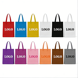 Nuevos Bolsos Tote de Punto para Mujer al por Mayor, Bolsos Tote Grandes de Jacquard Personalizados con Marca, Bolsos de Compras de Jacquard Estilo Diseñador con Logotipos Personalizados - Product Image 1