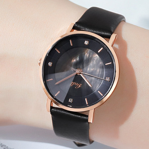 Nuevo reloj de mujer de alta gama, elegante y exquisito, con correa de cuero y movimiento de cuarzo. - Product Image 5
