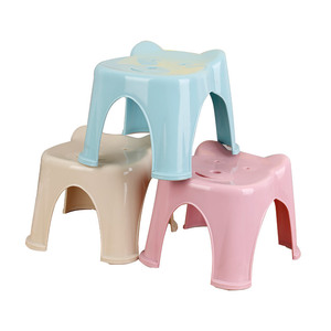 เก้าอี้พลาสติกหนาสำหรับเด็ก สีมาการอง กันลื่น ขนาดเล็ก ดีไซน์ร่วมสมัย - Product Image 4
