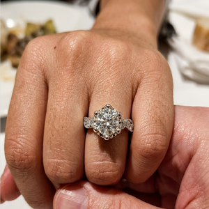 Anillo de oro blanco de 18K vintage con engaste semimontado, corona de seis puntas, base con acento geométrico de milgrain, engaste nupcial al por mayor para mujer - Product Image 2