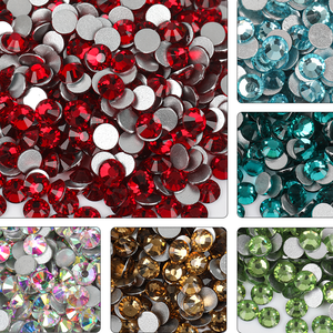 Venta al por mayor Bling Flatback Silver Non Hotfix Glass <span class=keywords><strong>Ab</strong></span> Crystal para accesorios de moda Rhinestone T-shirt Sticker Accesorio de ropa - Product Image 1