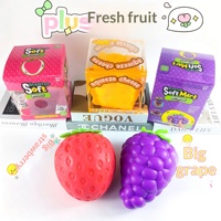 Jouet anti-stress réaliste en caoutchouc thermoplastique, à rebond lent, de taille géante (40 cm), en forme de banane, fraise, raisin, carotte, fromage