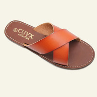 Pantoufles croisées simples pour femmes pantoufles à bout ouvert en cuir de couleur unie appartements d'été porter des pantoufles décontractées pour femmes de vente chaude