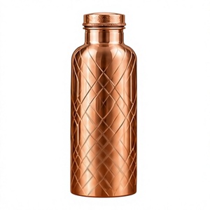 Botella de Agua Estética de Cobre con Patrón de Diamantes, Botella de Viaje Portátil con Tapa, Diseño Moderno, Material de Cobre Puro - Product Image 1
