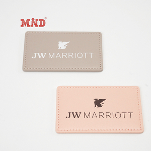 <span class=keywords><strong>Carte</strong></span>-clé d'hôtel RFID NFC en cuir PU personnalisée 125 kHz/13,56 MHz avec puce intelligente pour contrôle d'accès - Product Image 1