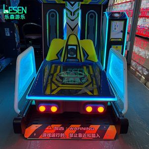 Simulateur de course de bateaux rapides et de yachts à écran HD 42 pouces, à monnayeur, pour centres de jeux et parcs d'attractions - Product Image 4