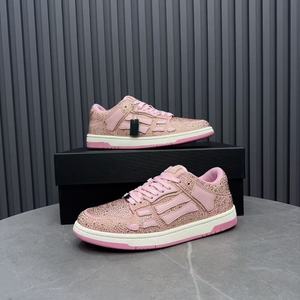 Chaussures de style rétro tendance avec des détails originaux de créateur de luxe, même style que les baskets décontractées unisexes. - Product Image 3