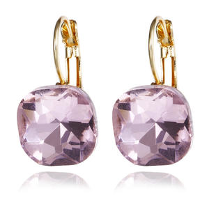 2025 nuevos pendientes de cristal dorado de moda de alta calidad para mujeres y niñas, joyería de diseño coreano, pendientes grandes con diamantes ostentosos - Product Image 3