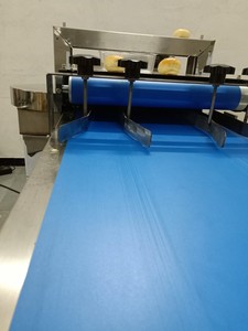 Hamburger Bun Bread Slicer Cutting Hamburger Slicer Hamburger <strong>Slicing</strong> Burger Bun Slicer <strong>Machine</strong> - Product Image 5