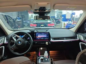 <span class=keywords><strong>BMW</strong></span> X1 XDrive 25li <span class=keywords><strong>X</strong></span> Design <span class=keywords><strong>2023</strong></span>, SUV Híbrido, Caja de Cambios Automática, Volante a la Izquierda, Asientos de Cuero, Cámara Trasera, Faros LED Usados - Product Image 3