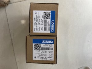 Omron <b>Temperature</b> <b>Controller</b> E5CZ-R2MT - Product Image 1