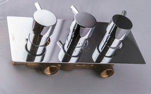 Prix usine valve de <span class=keywords><strong>douche</strong></span> TMV-2 & WRAS approbation laiton triple poignées vanne de <span class=keywords><strong>douche</strong></span> thermostatique inverseur - Product Image 3