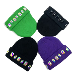 Bonnet de <span class=keywords><strong>mode</strong></span> de style personnalisé de haute qualité avec strass OEM & ODM pour le voyage Bonnet d'hiver de couleur personnalisée pour dames - Product Image 5