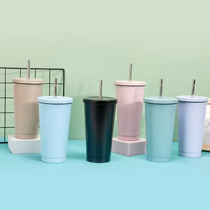 Vaso Térmico Personalizado de Doble Pared en Negro Mate, 750 ml, Acero Inoxidable, Aislado al Vacío, con Tapa y Pajita - Product Image 1