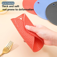 Tapis de cuisson en silicone de 6,5 mm d'épaisseur, résistant à la chaleur pour plats chauds et casseroles, dessous de plat antidérapant sans BPA pour comptoir de cuisine
