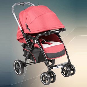 Andador de viaje Cochecito de bebé versátil con mango reversible, bandeja desmontable y diseño espacioso - Product Image 2