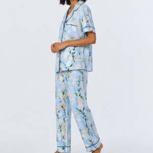 Abbigliamento Personalizzato da Donna per Casa, Pigiama a 2 Pezzi, Indumenti da <span class=keywords><strong>Notte</strong></span> con Stampa Floreale, Set di Pigiami di Lusso per Donne - Product Image 2