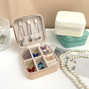 Boîte de rangement à bijoux portable transfrontalière avec fermeture éclair, idéale pour les voyages, en PU, modèle carré tendance - Product Image 3