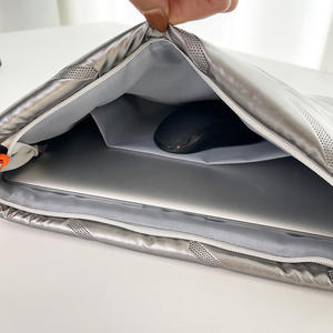 Sac pour <span class=keywords><strong>ordinateur</strong></span> portable de <span class=keywords><strong>14</strong></span> <span class=keywords><strong>pouces</strong></span> pour femme, personnalisé avec logo, léger, doux, matelassé, rembourré, pour MacBook - Product Image 2