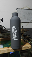 Bouteille d'eau en acier inoxydable isolée personnalisée, réutilisable, pour boissons chaudes et froides, 500 ml, 750 ml, avec logo personnalisé