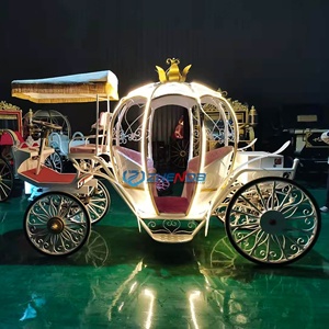 Chariot de Mariage Style Citrouille Blanc à 4 Roues pour Centre de Table – Prix de Gros - Product Image 6