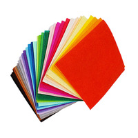 Feutres non tissés 100 % polyester personnalisés, imperméables, respirants, à points unis, de poids moyen, résistants aux taches, sans peluches, écologiques