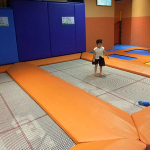 Trampolín Europeo de Alta Elasticidad, Trampolín Profesional para Adultos y Niños, <span class=keywords><strong>Cama</strong></span> Elástica Resistente de 213x426cm con Malla - Product Image 3