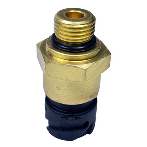 เซ็นเซอร์วัดแรงดันน้ำมัน 20829689 สำหรับ 7300 7700 8300 8500 FM10 FM12 NH12 - Product Image 3