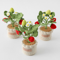 Handgebreide multi-kopige aardbeienwol grote potplant huisdecoratie fruit hanger gebreide bladeren milieuvriendelijk