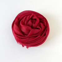 Châles classiques pour femmes, grands modèles en viscose, couleur bonbon, toucher coton, pour l'été, vente en gros, protection solaire, hijabs et châles de plage