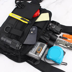 Muestra Gratuita de Bolso Táctico de Pecho para Cámara sin Espejo, Funda Oculta para Transporte, Riñonera con Bolsillo para Teléfono de Extracción Rápida - Product Image 3