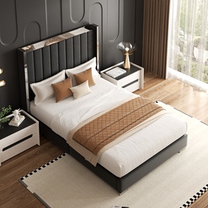 Base de repos moderne de luxe réglable en velours rembourré avec détails réfléchissants et extrémités légèrement courbées pour les intérieurs résidentiels - Product Image 3