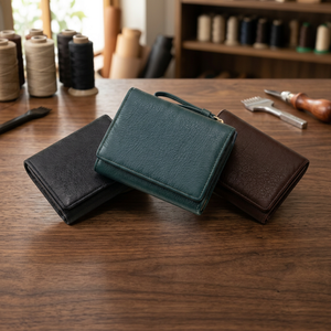 กระเป๋าใส่บัตรหนังแท้หนังกวางแบบพับสามตอนสำหรับทุกเพศ - Product Image 3