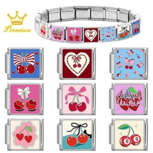 Nueva Pulsera de Cadena con Diseño de Cerezas en Acero Inoxidable Electrochapado, con Perlas de Imitación, Estilo Cristiano, de AliExpress - Product Image 5